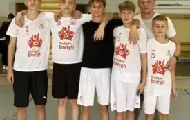 Powiatowe Zawody w Badmintonie