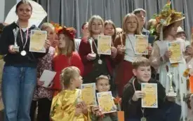 zdjęcie z pucharami