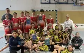 Drużyna z SP Ogorzeliny - gminne zawody w unihokeja