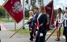 Uroczystości patriotyczno-religijnej przy pomniku 18 Pułku Ułan&oacute;w Pomorskich