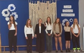 &nbsp; Uroczysty apel z okazji Dnia Edukacji Narodowej &nbsp;&nbsp;