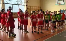 Drużyny biorące udział w turnieju