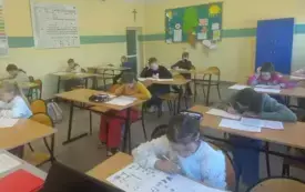 Uczestnicy Kangura Matematycznego - na sali w czasie konkursu