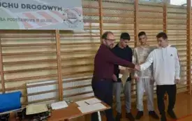 I miejsce drużynowe w gminnych eliminacjach turnieju BRD -  wręczenie nagr&oacute;d 