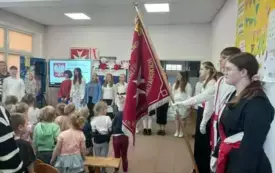 09