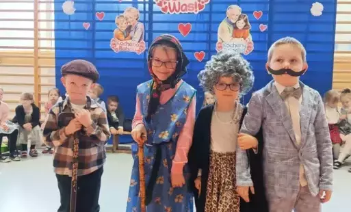 Zdjęcie do Dzień Babci i Dziadka przedszkolaki