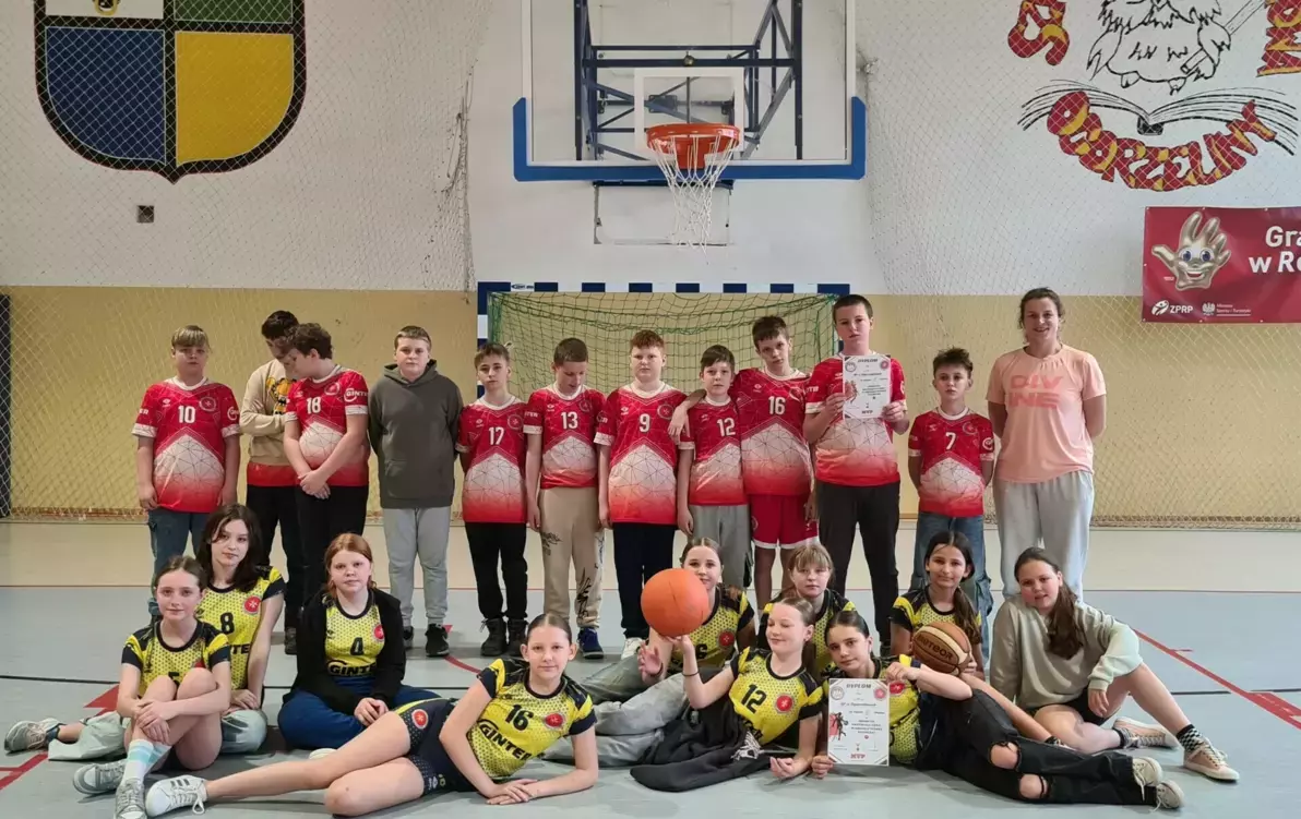 Zdjęcie do Gminne Igrzyska Dzieci w Minikoszyk&oacute;wce Dziewcząt i Chłopc&oacute;w